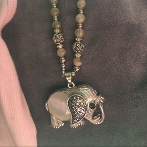 MOP BABY ELEPHANT WITH OBSIDIAN & crystal beads🙏